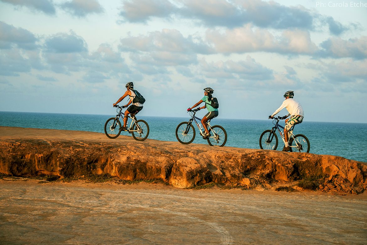 Resultado de imagem para PRAIA DA PIPA (RN) bike